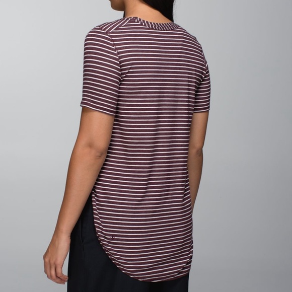 Lululemon Athletica Om Tee In West2east Stripe Heathered Bordeaux Drama Shirt - Picture 2 of 10